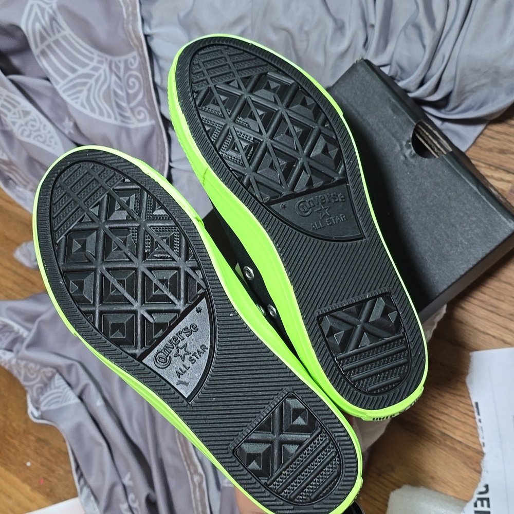 Converse Bubble Strap - Picture 2 of 4